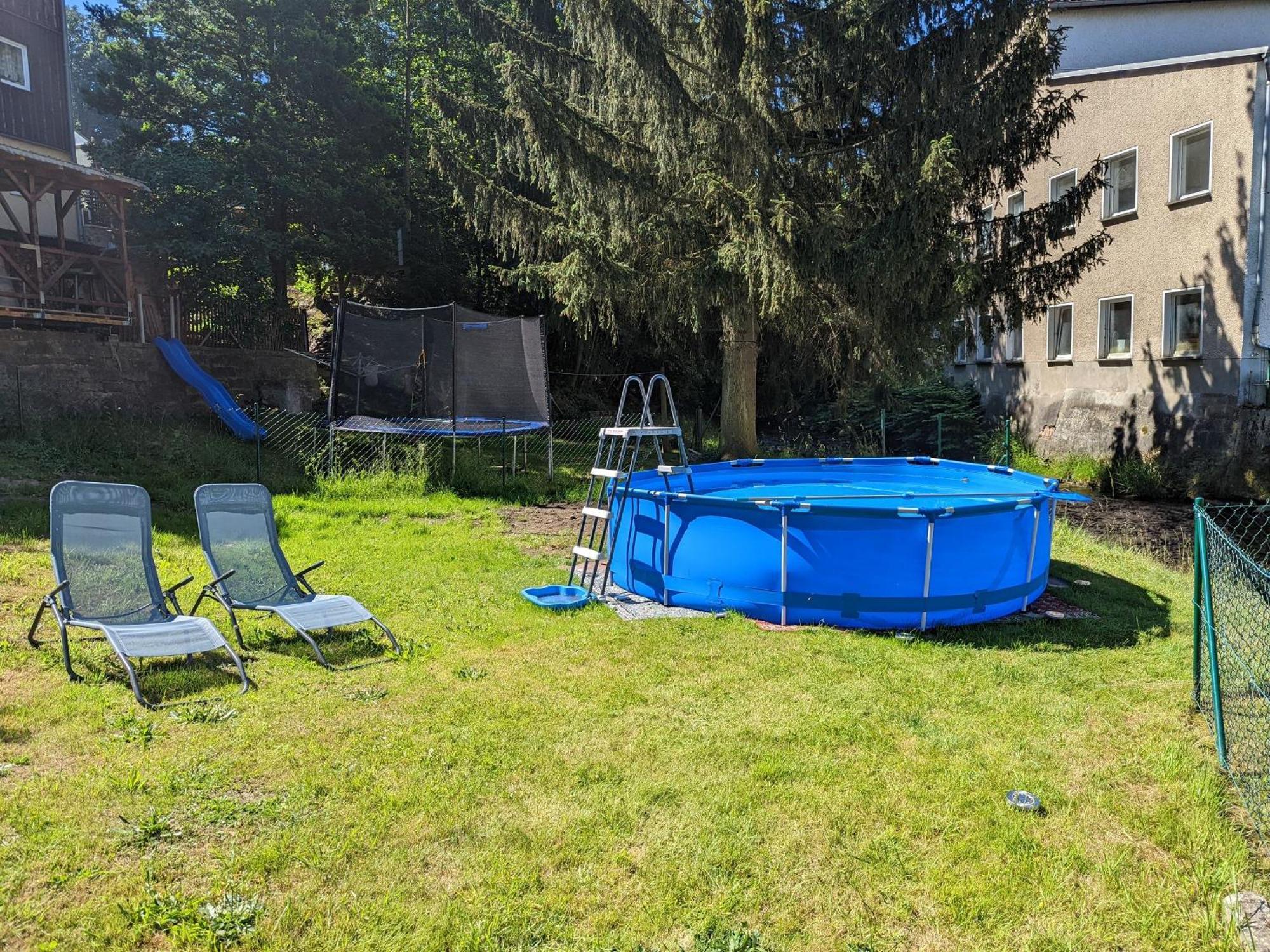 Famzi - Urlaubsmagie - Familienwohnung Mit Gemeinschaftsgarten, -Sauna & -Pool Sebnitz Ngoại thất bức ảnh