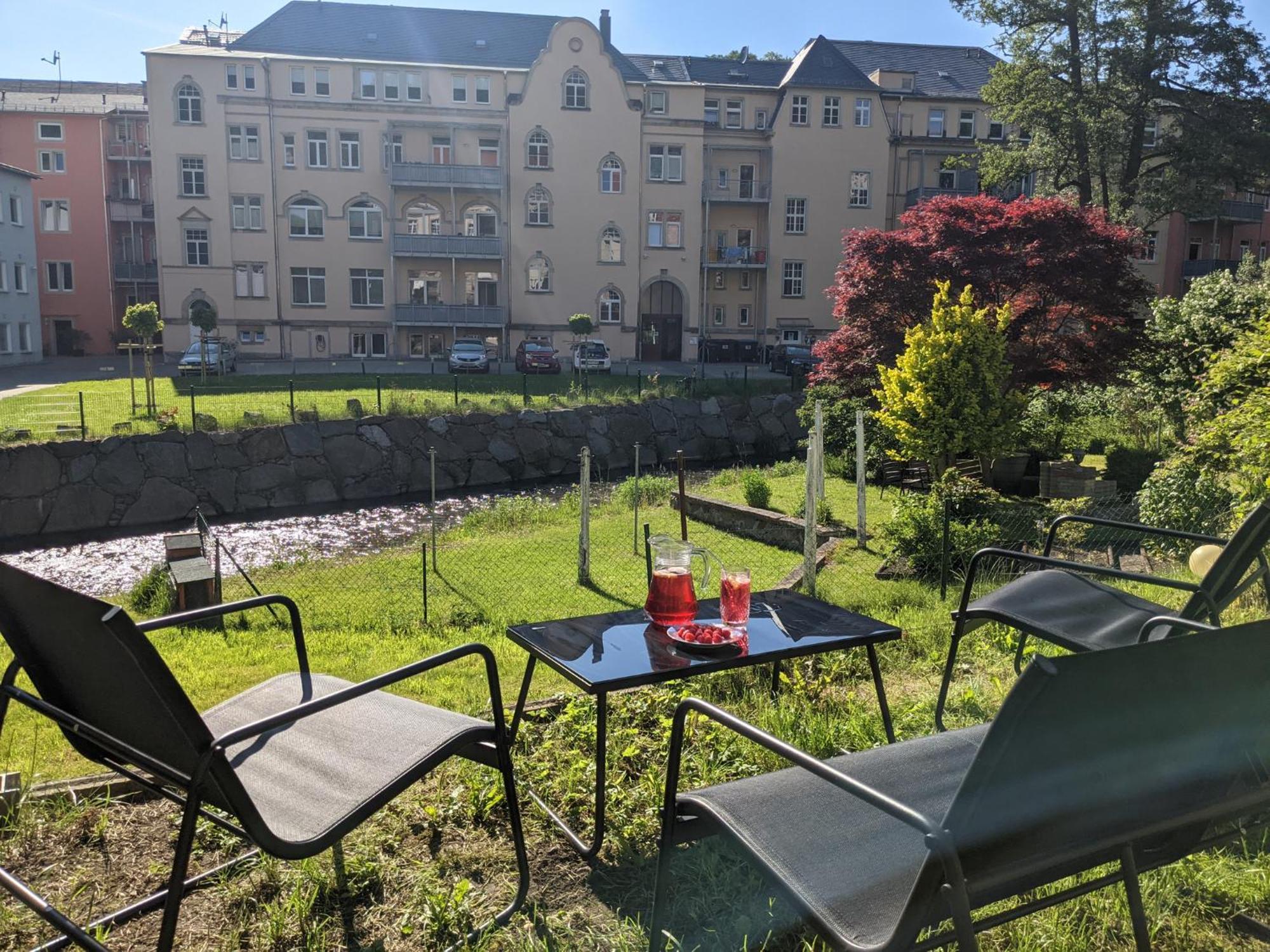 Famzi - Urlaubsmagie - Familienwohnung Mit Gemeinschaftsgarten, -Sauna & -Pool Sebnitz Ngoại thất bức ảnh